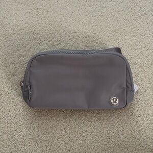 Lululemon Everywhere Belt Bag